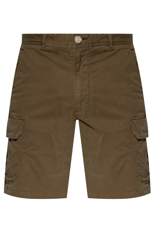 Woolrich Shorts with pockets